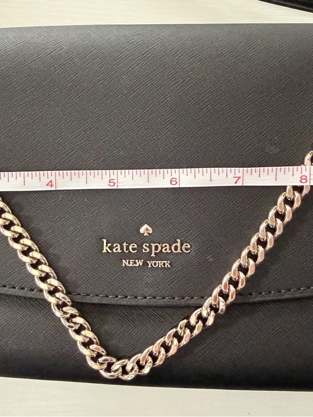 Kate Spade ♠️ Black Handbag with Gold Chain Strap/Crossbody Bag - Picture 3 of 4